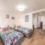 Ps Flats Apartman *